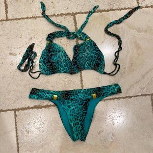 Vix  Aqua cheetah swimsuit